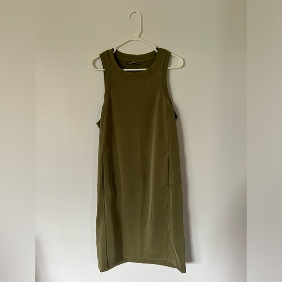 Lululemon Softstreme Back In Action Dress Size 14 Bronze Green - Picture 4 of 12